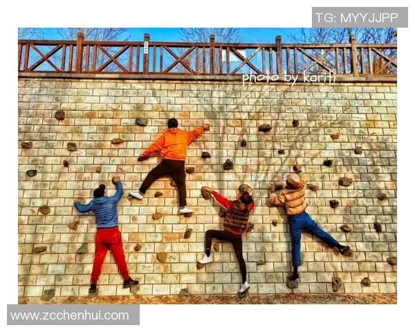 武汉攀岩队与成都攀岩队赛后复盘意识碰撞的深度分析与反思 武汉攀岩队与成都攀岩队赛后复盘意识碰撞的深度分析与反思