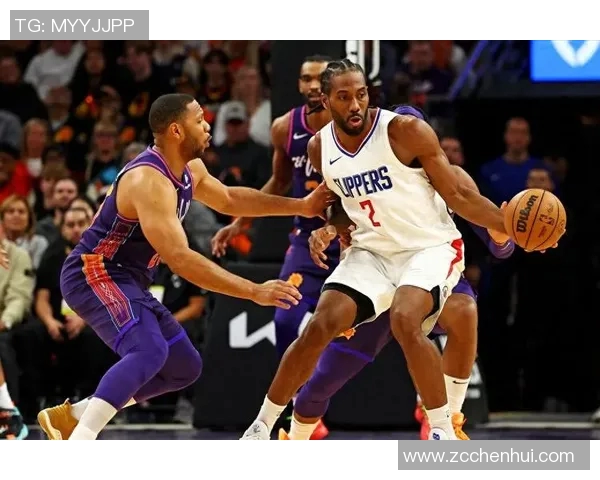 火箭队与快船队激战正酣比赛结果揭晓引发球迷热议 火箭队与快船队激战正酣比赛结果揭晓引发球迷热议