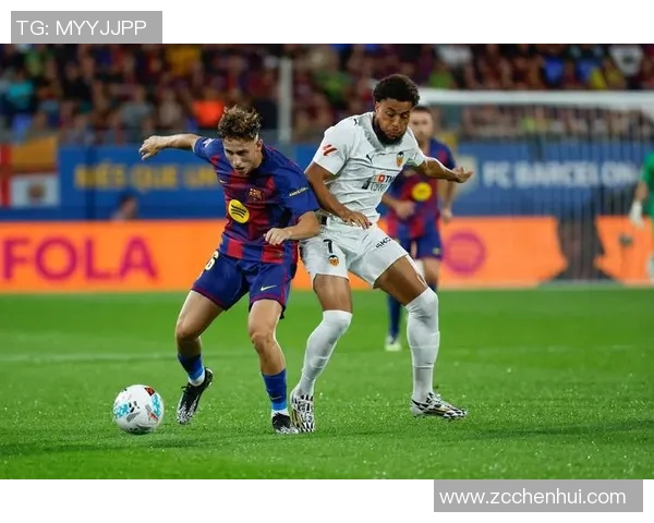 巴伦西亚与巴萨精彩对决赛后评论分析与球迷反响总结