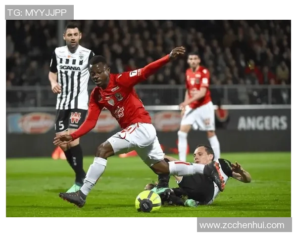 法甲激战尼姆迎战昂热双方争夺宝贵积分展现实力较量